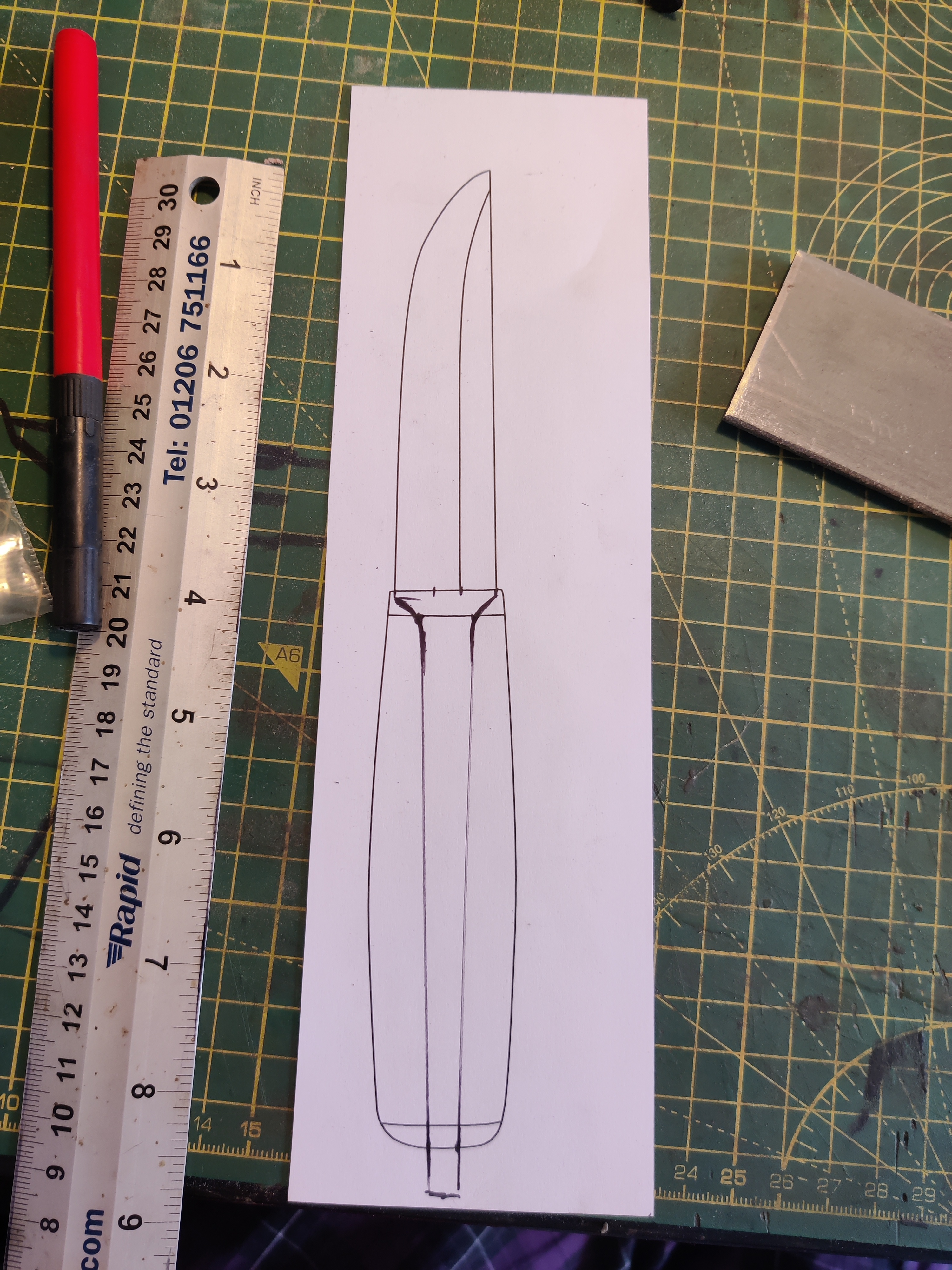 a photo of a drawing of a knife