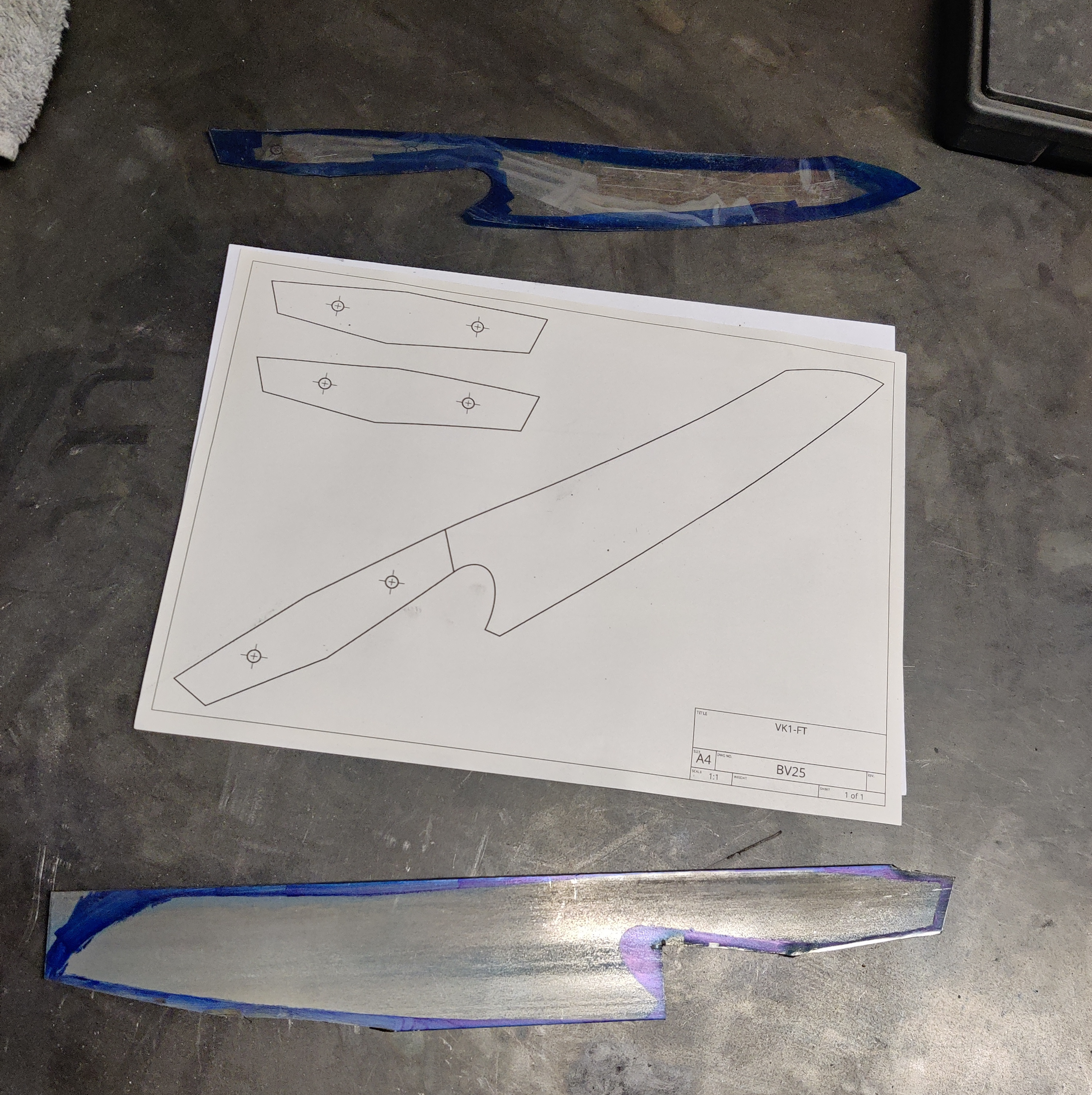 an image of a kitchen knife drawing